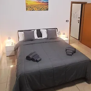  Appartamento Fiera Bolognina - Komodo - Completo Con Giardino E Parcheggio Privato Gratuito Italia